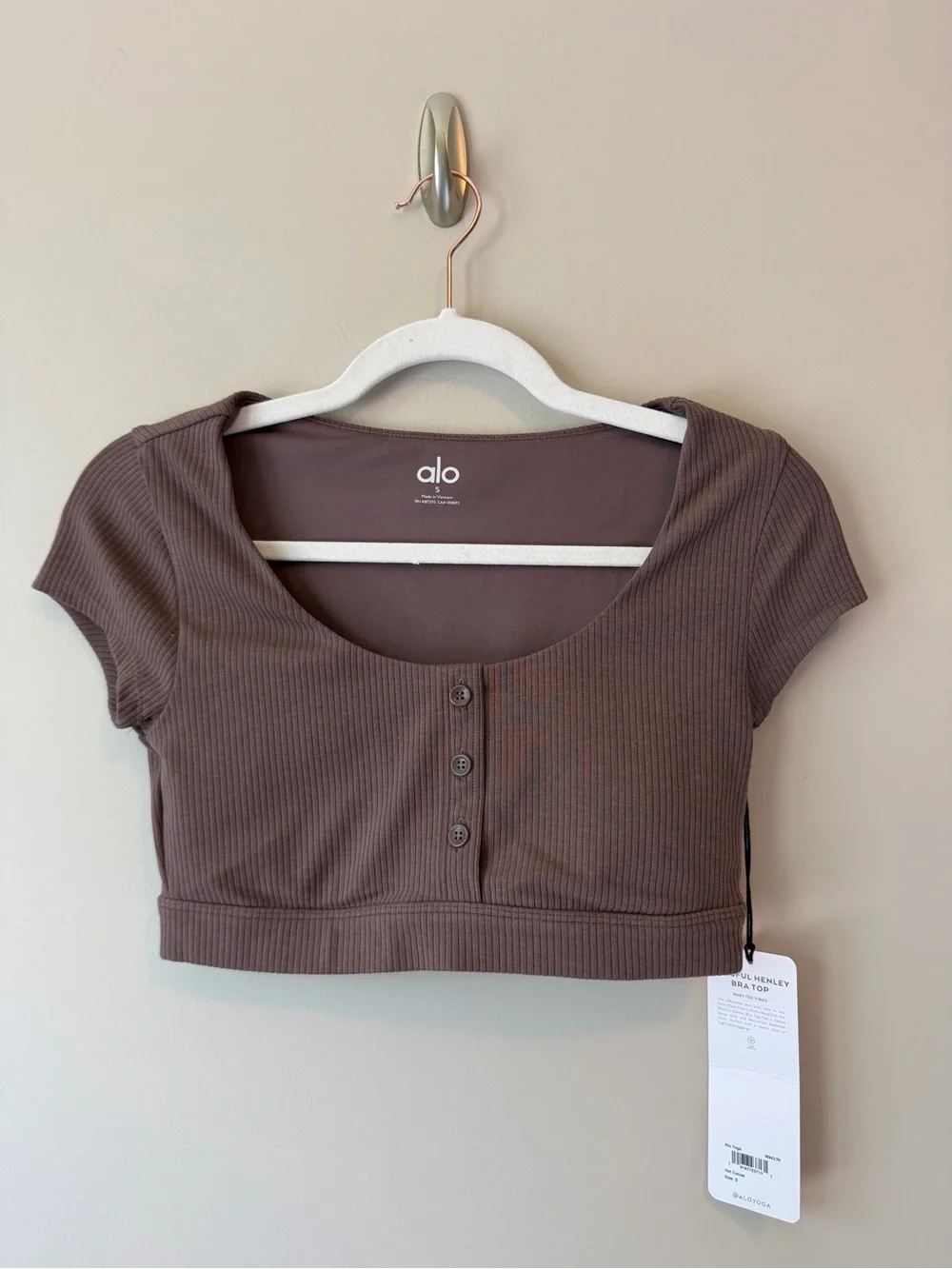 Alo Yoga Blissful Henley Bra Top NWT | Espresso Brown | Size S | Ribbed
